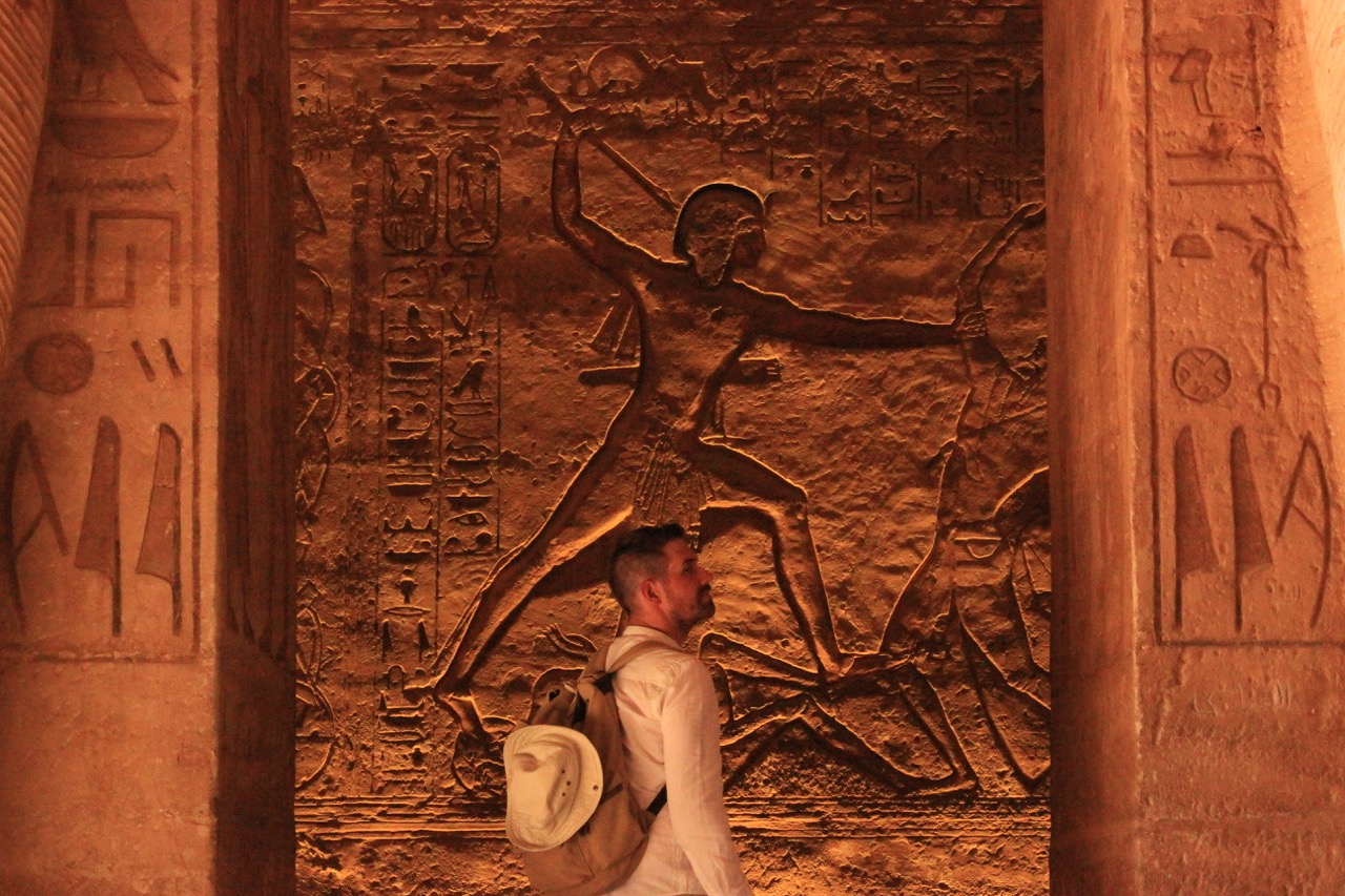 https://www.9h45.fr/wp-content/uploads/2025/01/egypte-abou-simbel-jour8-13.jpeg