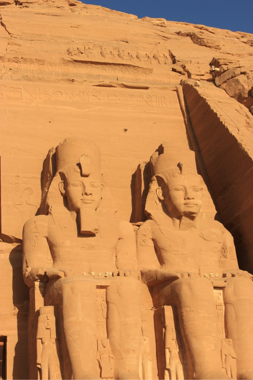 https://www.9h45.fr/wp-content/uploads/2025/01/egypte-abou-simbel-jour8-2.jpeg