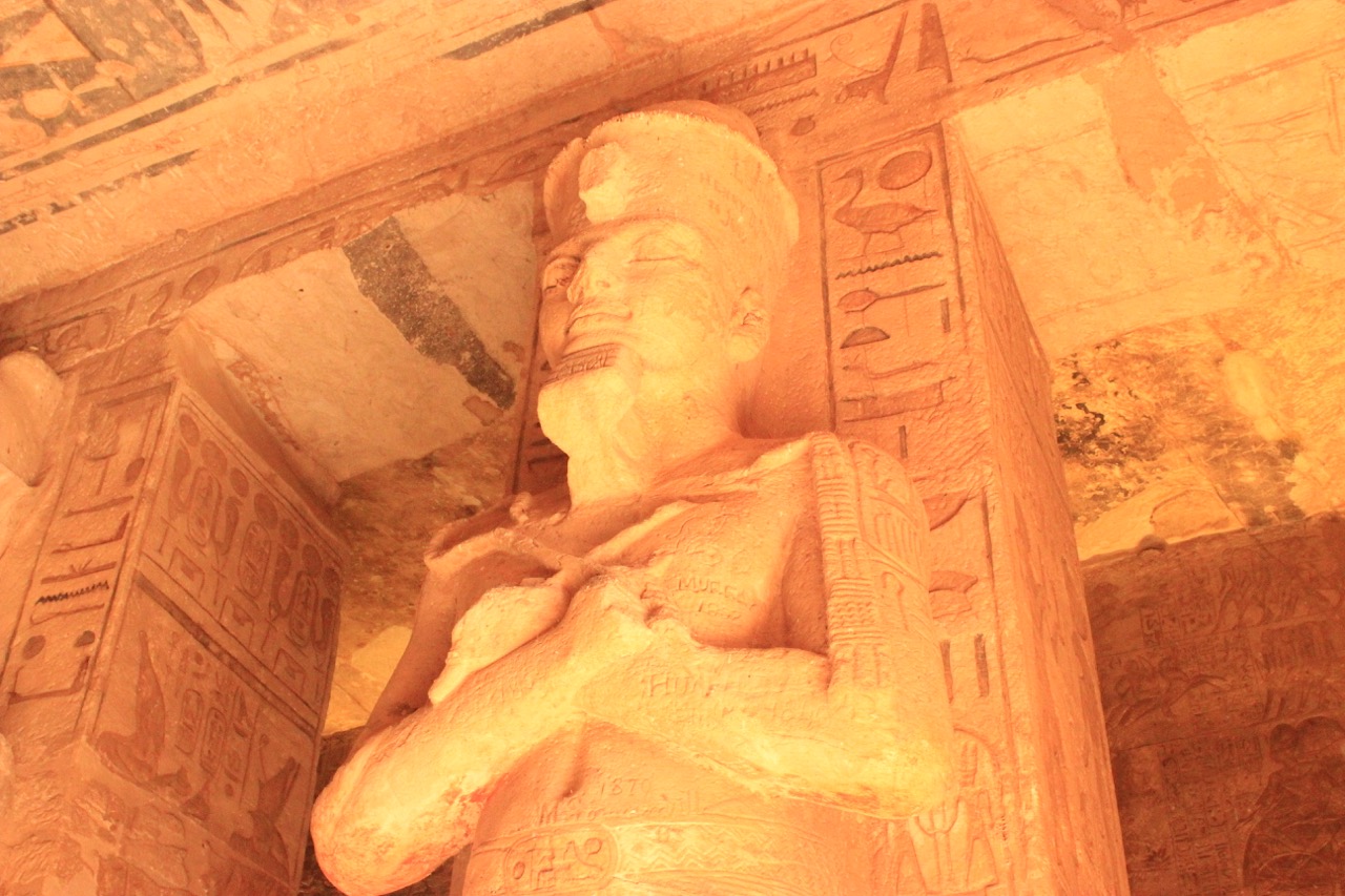 https://www.9h45.fr/wp-content/uploads/2025/01/egypte-abou-simbel-jour8-29.jpeg