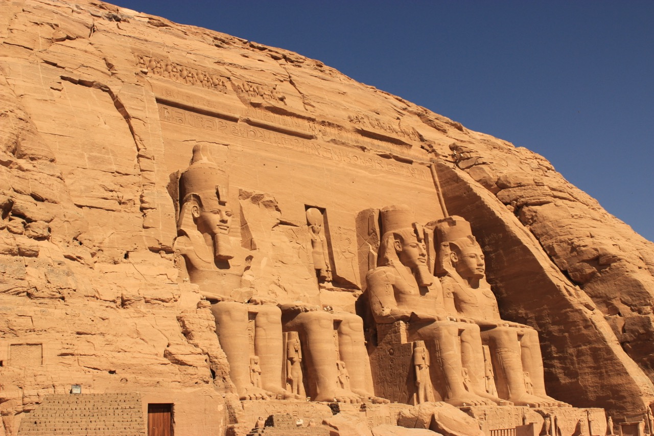 https://www.9h45.fr/wp-content/uploads/2025/01/egypte-abou-simbel-jour8-39.jpeg