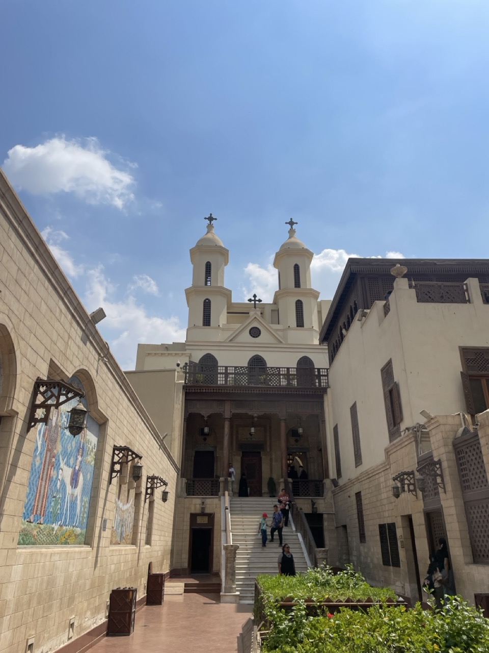 https://www.9h45.fr/wp-content/uploads/2025/01/egypte-caire-train-jour04-8.jpeg