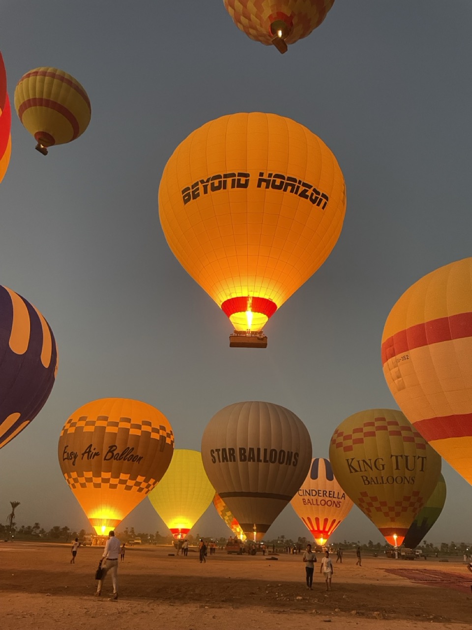 https://www.9h45.fr/wp-content/uploads/2025/01/egypte-louxor-montgolfiere-jour12-9.jpeg